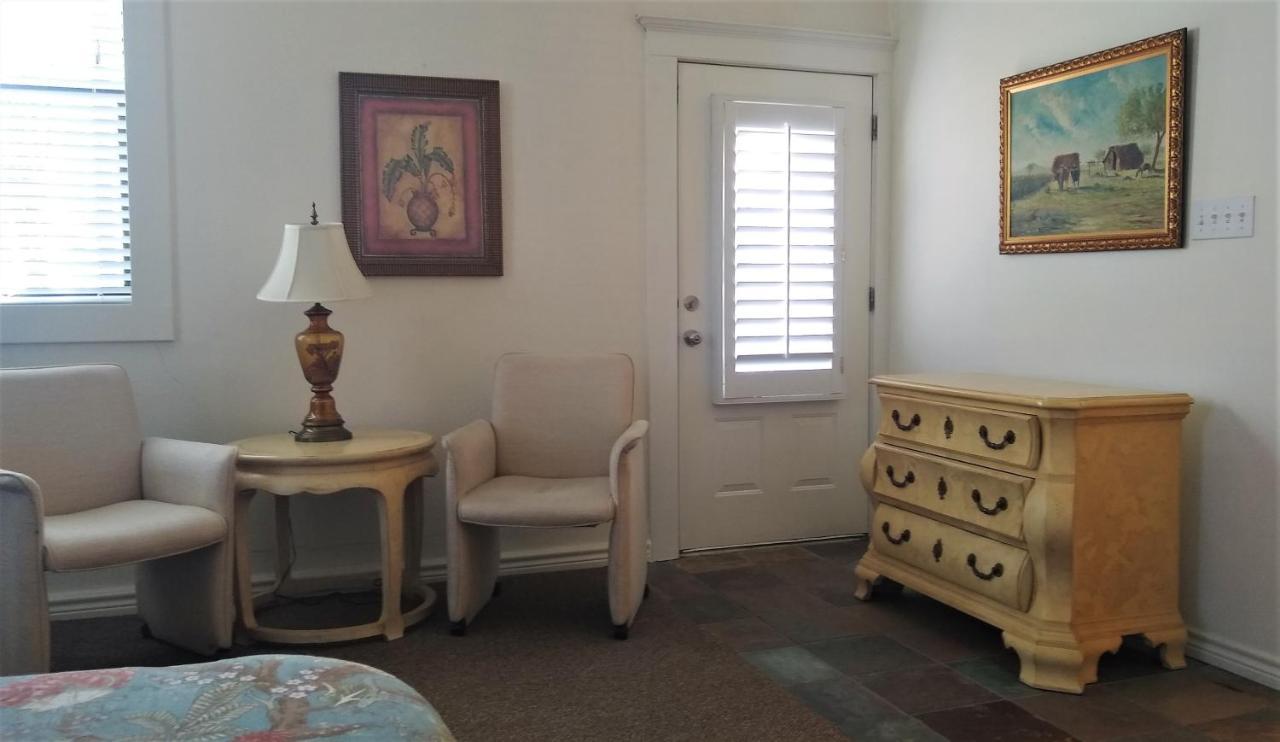 Dogwood Springs Lodgings Mineola Exterior photo